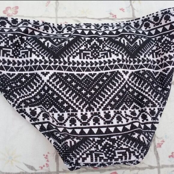 XHILARATION Women's Multicolored Strips Loned Swim Hipster Bikini Bottom SP - Picture 5 of 5